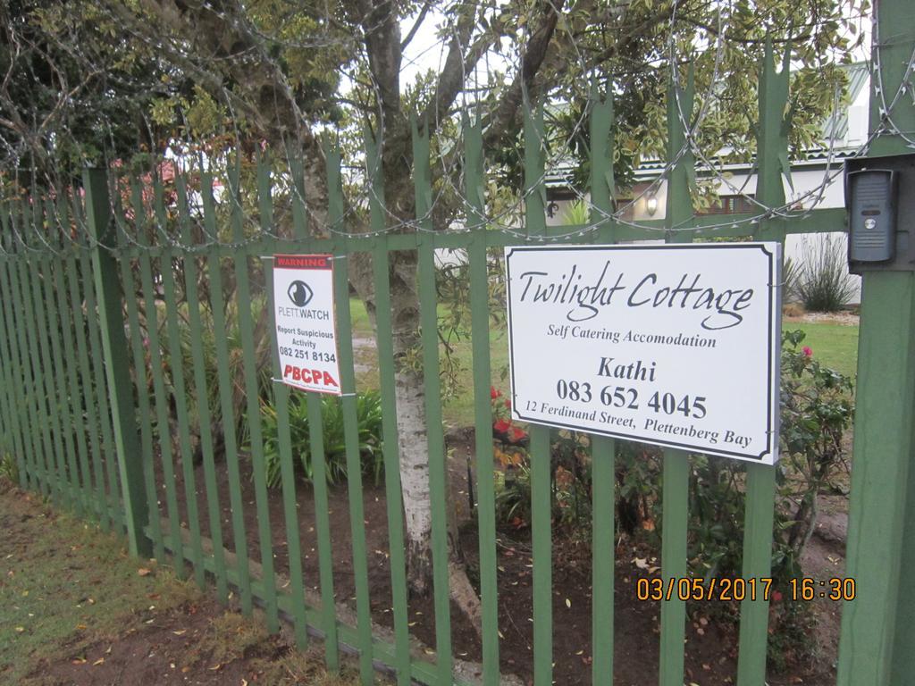 Twilight Cottage プレッテンバーグ・ベイ エクステリア 写真